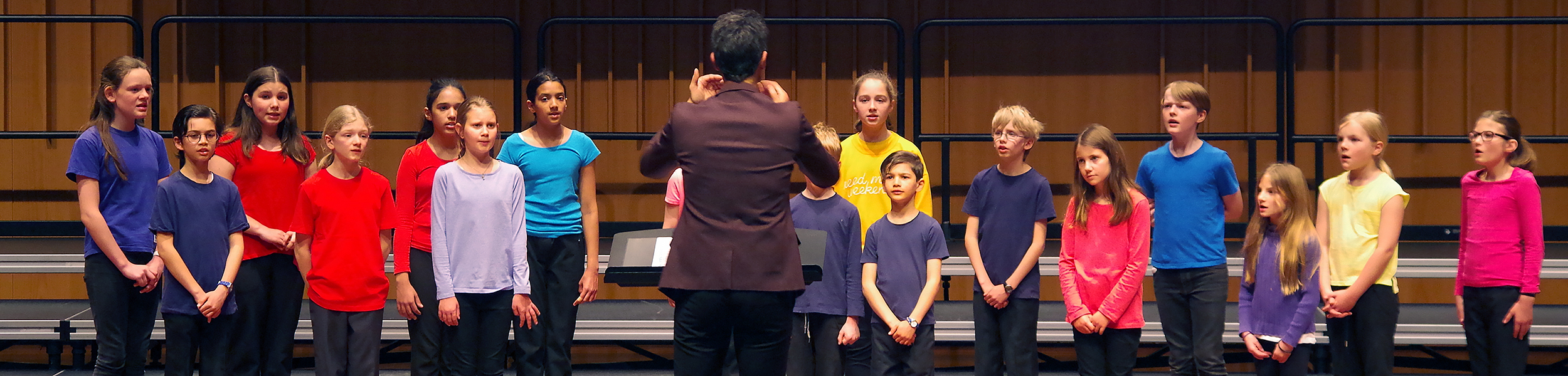 Choir performing.